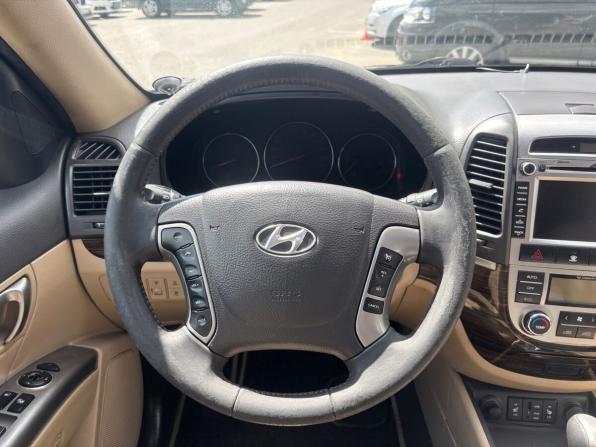 Hyundai Santa Fe II Рестайлинг с пробегом 2011 года, цена 1 040 000 рублей, 205413 км, внедорожник, Автокод Объявления