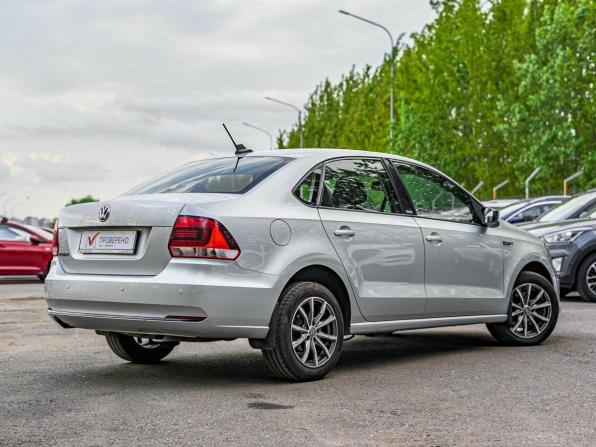 Volkswagen Polo V Рестайлинг с пробегом 2017 года, цена 1 120 000 рублей, 98977 км, седан, Автокод Объявления