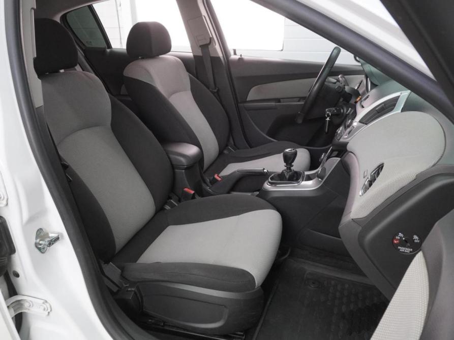 Chevrolet Cruze I Рестайлинг Воронеж  - изображение 8