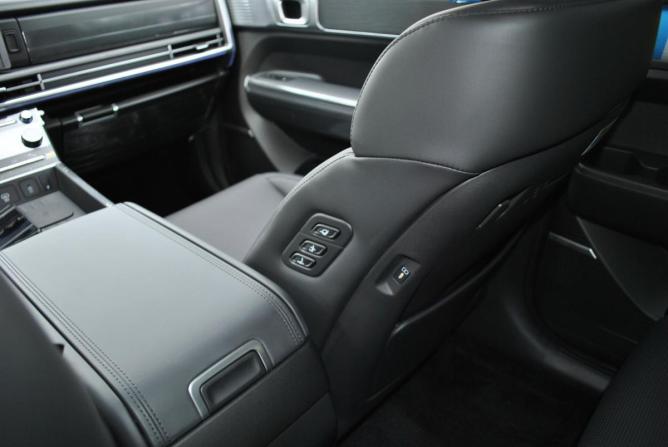 Hyundai Santa Fe V (MX5) с пробегом 2026 года, цена 5 790 000 рублей, 10 км, внедорожник, Автокод Объявления