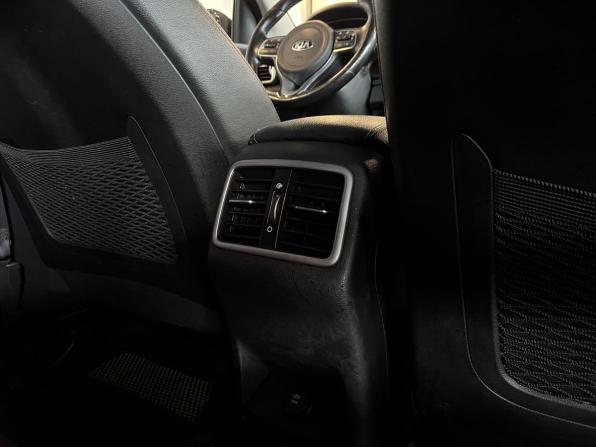 Kia Sportage IV с пробегом 2018 года, цена 2 392 000 рублей, 100805 км, внедорожник, Автокод Объявления