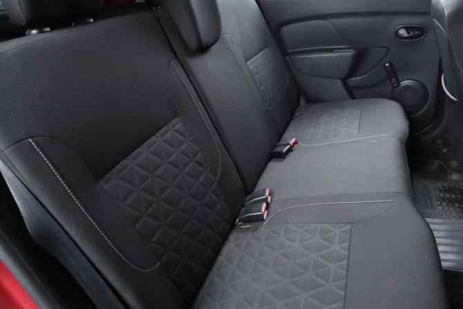 Renault Sandero II с пробегом 2014 года, цена 909 000 рублей, 172000 км, хэтчбек, Автокод Объявления