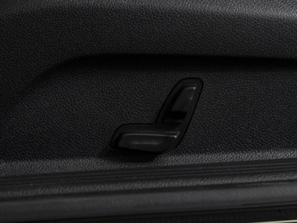 Mercedes-Benz C-Класс IV (W205) Рестайлинг с пробегом 2019 года, цена 3 419 000 рублей, 94407 км, купе, Автокод Объявления