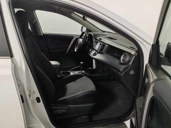 Toyota RAV4 IV (XA40) Рестайлинг с пробегом 2018 года, цена 2 250 000 рублей, 106001 км, внедорожник, Автокод Объявления