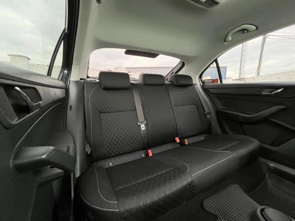 Skoda Rapid I с пробегом 2016 года, цена 999 000 рублей, 91336 км, лифтбек, Автокод Объявления