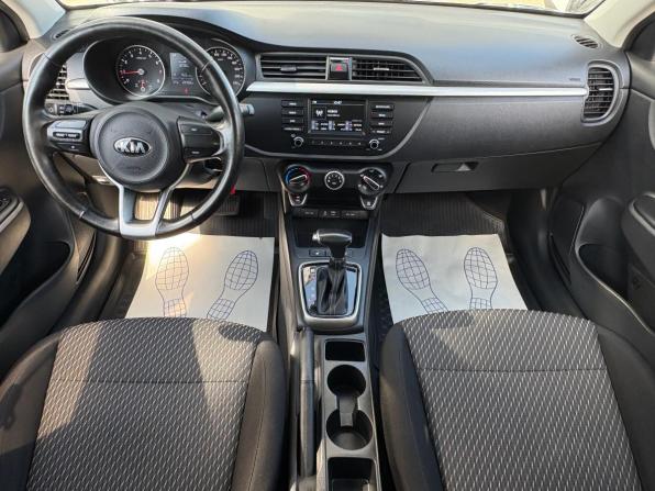 Kia Rio IV с пробегом 2018 года, цена 1 350 000 рублей, 129739 км, седан, Автокод Объявления