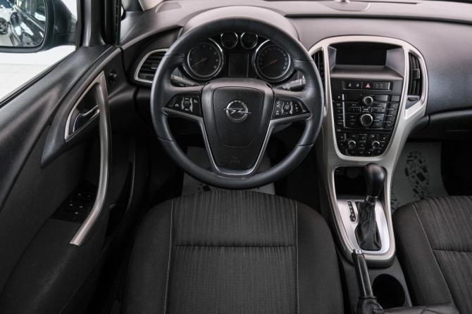 Opel Astra J с пробегом 2011 года, цена 759 000 рублей, 235000 км, хэтчбек, Автокод Объявления