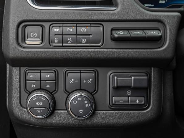 Chevrolet Tahoe V с пробегом 2023 года, цена 11 990 000 рублей, 34611 км, внедорожник, Автокод Объявления