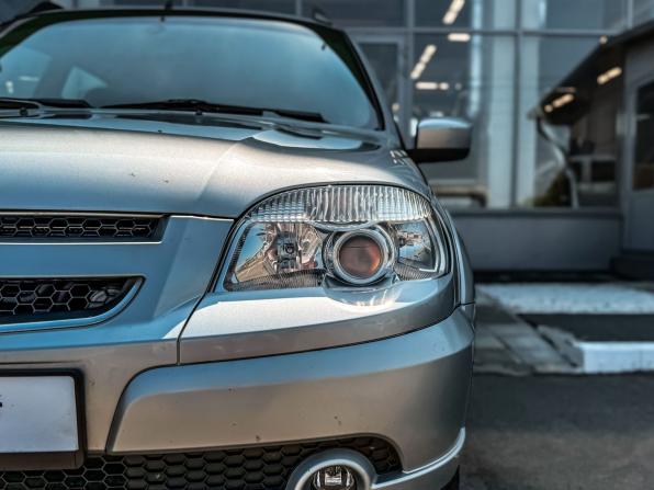 Chevrolet Niva I Рестайлинг с пробегом 2013 года, цена 590 000 рублей, 127510 км, внедорожник, Автокод Объявления