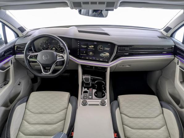 Volkswagen Touareg III с пробегом 2018 года, цена 4 060 000 рублей, 156408 км, внедорожник, Автокод Объявления