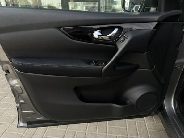 Nissan Qashqai II с пробегом 2016 года, цена 1 650 000 рублей, 115510 км, внедорожник, Автокод Объявления