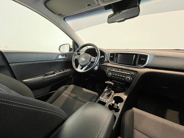 Kia Sportage IV Рестайлинг с пробегом 2018 года, цена 2 190 000 рублей, 133801 км, внедорожник, Автокод Объявления