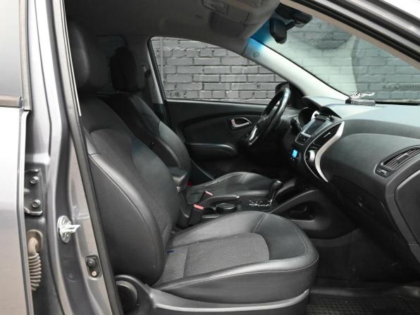 Hyundai ix35 I с пробегом 2011 года, цена 1 350 000 рублей, 151868 км, внедорожник, Автокод Объявления