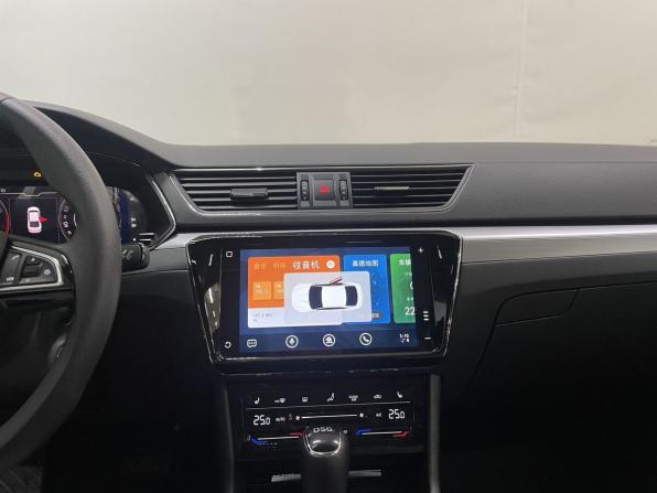 Skoda Superb III Рестайлинг с пробегом 2025 года, цена 3 280 000 рублей, 26 км, лифтбек, Автокод Объявления