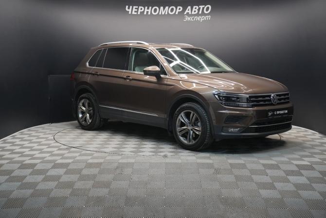 Volkswagen Tiguan II с пробегом 2019 года, цена 2 395 000 рублей, 107046 км, внедорожник, Автокод Объявления