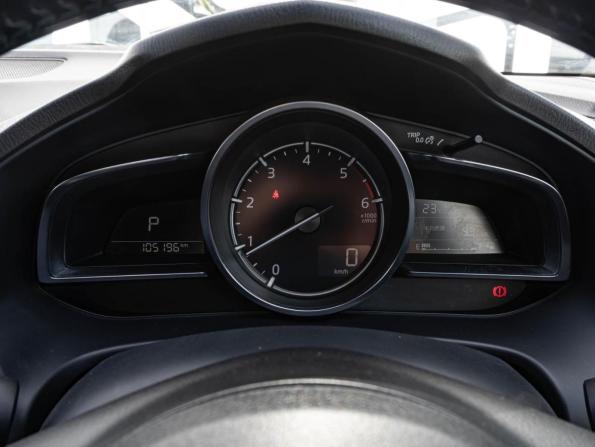 Mazda Axela III Рестайлинг с пробегом 2017 года, цена 1 230 000 рублей, 105196 км, хэтчбек, Автокод Объявления