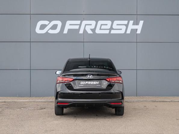 Hyundai Solaris II Рестайлинг с пробегом 2021 года, цена 1 865 000 рублей, 57021 км, седан, Автокод Объявления
