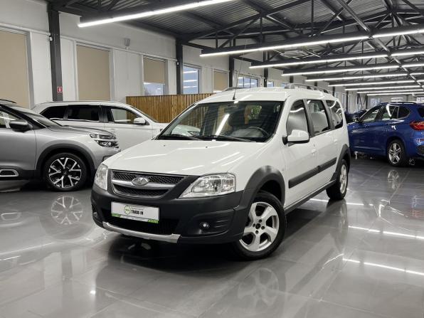 Lada (ВАЗ) Largus I с пробегом 2018 года, цена 910 000 рублей, 82897 км, универсал, Автокод Объявления