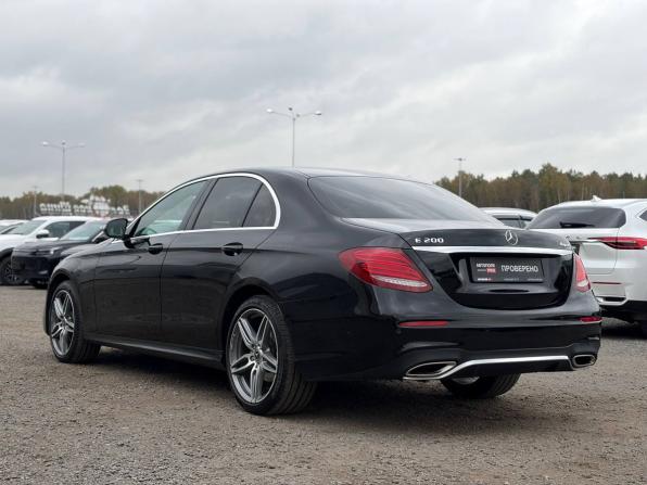 Mercedes-Benz E-Класс V (W213 S213 C238) с пробегом 2018 года, цена 2 695 000 рублей, 167000 км, седан, Автокод Объявления