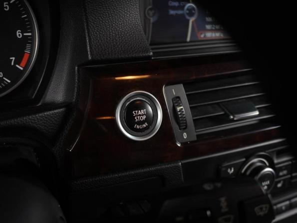 BMW 3 серии V (E90/E91/E92/E93) Рестайлинг с пробегом 2011 года, цена 1 169 000 рублей, 169539 км, седан, Автокод Объявления