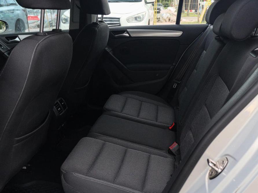 Volkswagen Golf VI Москва  - изображение 9