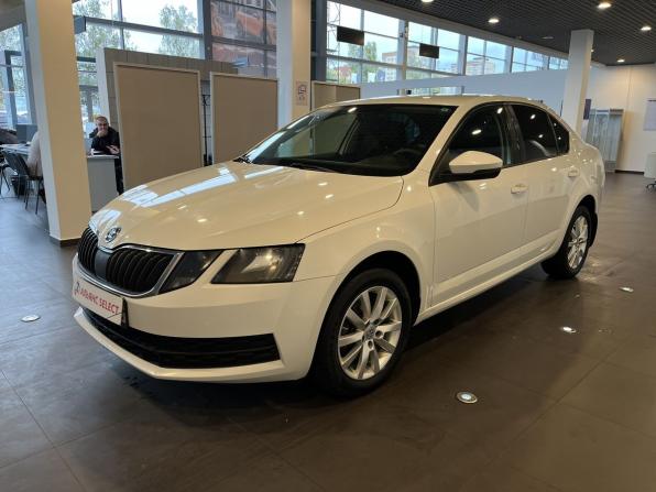 Skoda Octavia III (A7) Рестайлинг с пробегом 2017 года, цена 1 550 000 рублей, 185851 км, лифтбек, Автокод Объявления