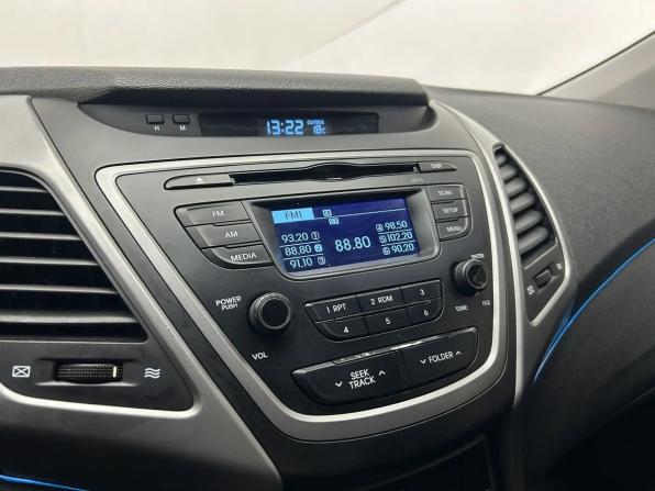 Hyundai Elantra V (MD) с пробегом 2014 года, цена 899 000 рублей, 242000 км, седан, Автокод Объявления