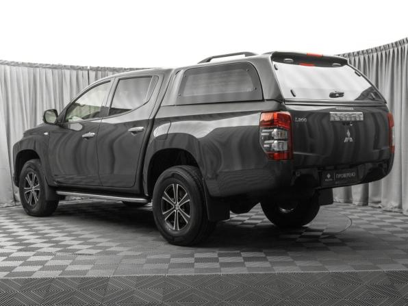 Mitsubishi L200 V Рестайлинг с пробегом 2021 года, цена 2 850 000 рублей, 184202 км, пикап, Автокод Объявления