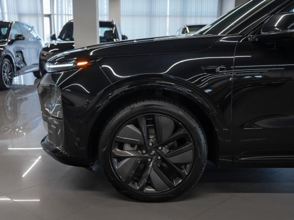 Li Auto (Lixiang) L6 I с пробегом 2024 года, цена 5 860 000 рублей, 33051 км, внедорожник, Автокод Объявления