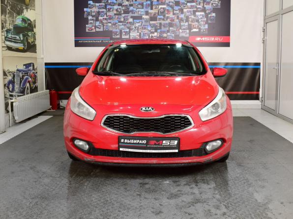 Kia Ceed II с пробегом 2014 года, цена 1 062 999 рублей, 186124 км, хэтчбек, Автокод Объявления