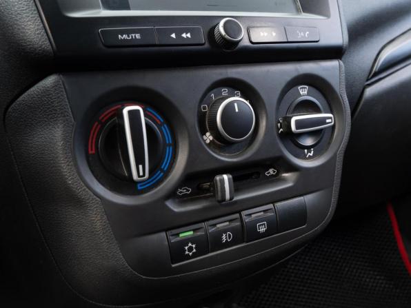 Lada (ВАЗ) Granta I Рестайлинг с пробегом 2025 года, цена 899 000 рублей, 38741 км, седан, Автокод Объявления
