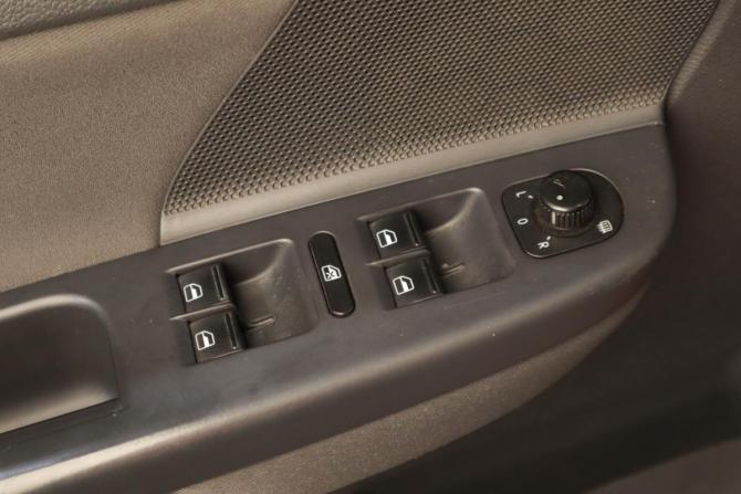 Volkswagen Golf V с пробегом 2008 года, цена 719 000 рублей, 135000 км, хэтчбек, Автокод Объявления