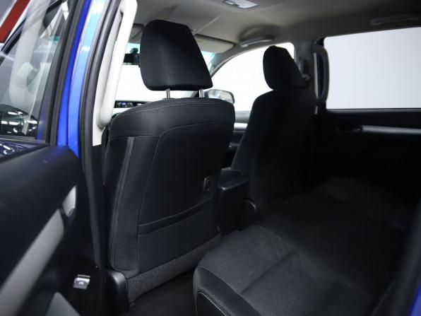 Toyota Hilux VIII с пробегом 2015 года, цена 2 830 000 рублей, 140003 км, offers.body_type.unknown, Автокод Объявления