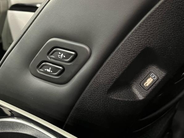 Kia Carnival IV с пробегом 2021 года, цена 4 097 000 рублей, 31620 км, минивэн, Автокод Объявления