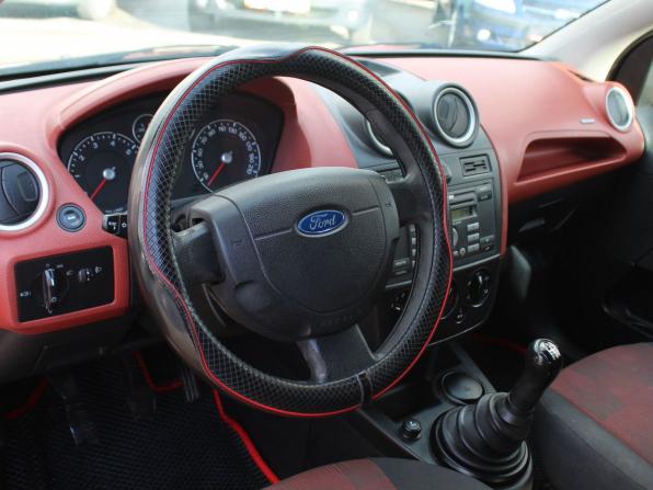 Ford Fiesta Mk5 с пробегом 2007 года, цена 279 000 рублей, 252071 км, хэтчбек, Автокод Объявления