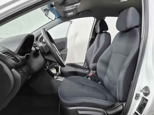 Hyundai Solaris I с пробегом 2013 года, цена 684 000 рублей, 138409 км, хэтчбек, Автокод Объявления