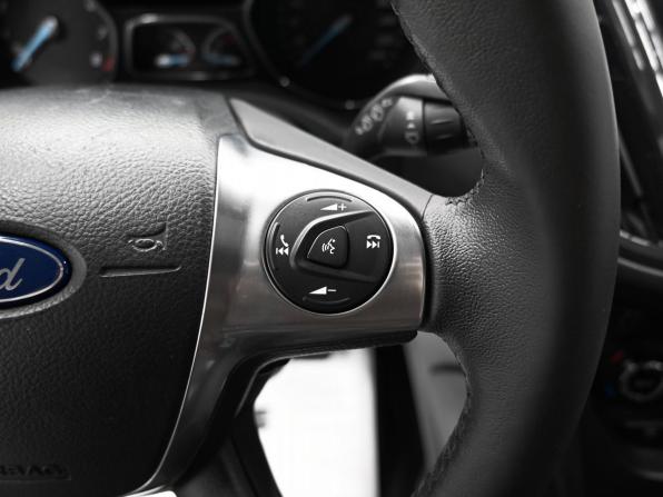 Ford Kuga II с пробегом 2013 года, цена 1 400 000 рублей, 129332 км, внедорожник, Автокод Объявления