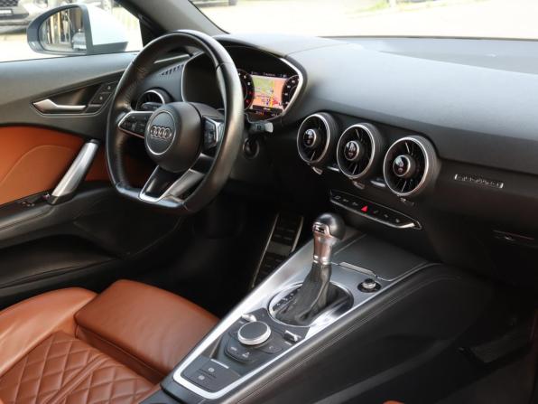 Audi TT III (8S) с пробегом 2015 года, цена 3 200 000 рублей, 93310 км, купе, Автокод Объявления