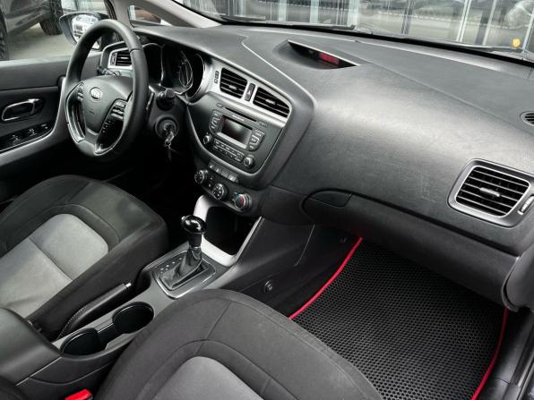 Kia Ceed II с пробегом 2014 года, цена 1 049 000 рублей, 159051 км, универсал, Автокод Объявления