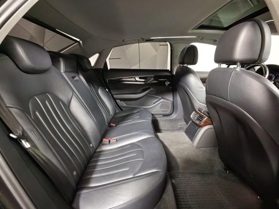 Audi A8 III (D4) Рестайлинг Москва  - изображение 14