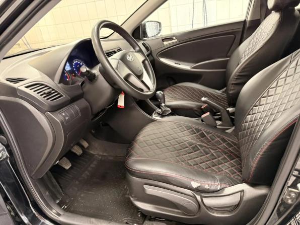 Hyundai Solaris I Рестайлинг с пробегом 2016 года, цена 774 600 рублей, 175255 км, хэтчбек, Автокод Объявления