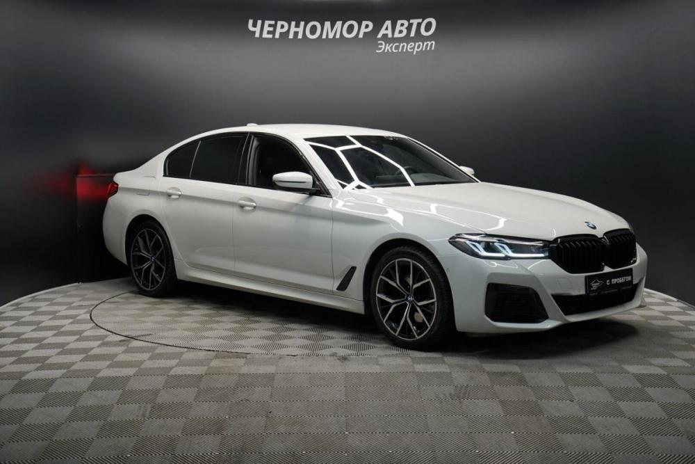 BMW 5 серии VII (G30/G31/G38) Рестайлинг Крым  - изображение 7