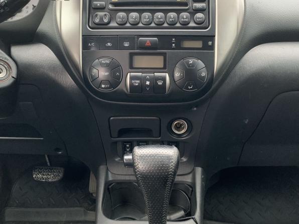 Toyota RAV4 II (XA20) Рестайлинг с пробегом 2003 года, цена 860 000 рублей, 261460 км, внедорожник, Автокод Объявления
