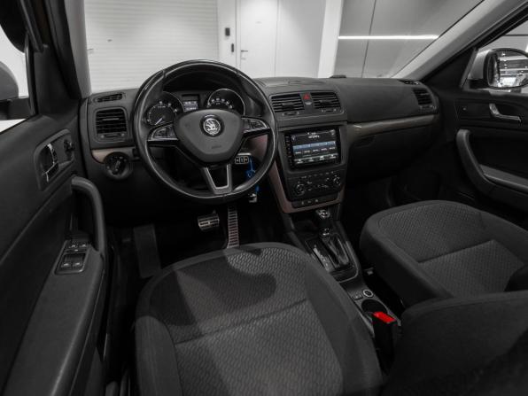 Skoda Yeti I Рестайлинг с пробегом 2014 года, цена 1 420 000 рублей, 138075 км, внедорожник, Автокод Объявления