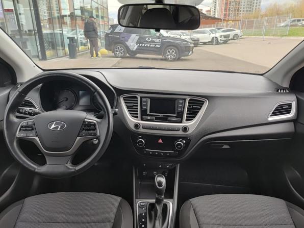 Hyundai Solaris II с пробегом 2019 года, цена 1 599 800 рублей, 39701 км, седан, Автокод Объявления
