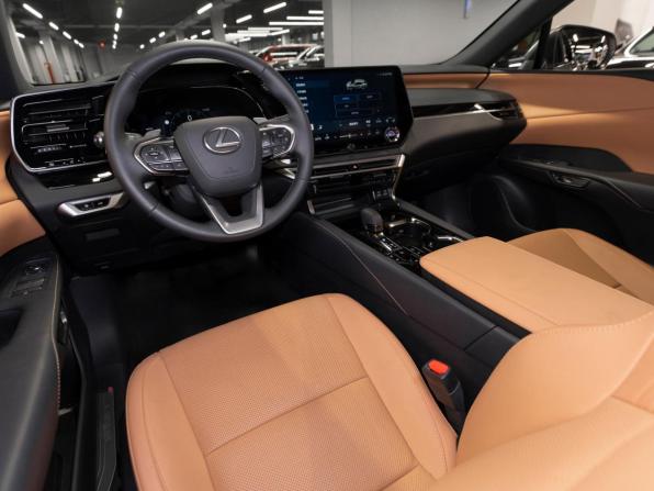 Lexus RX V с пробегом 2026 года, цена 8 450 000 рублей, 102 км, внедорожник, Автокод Объявления