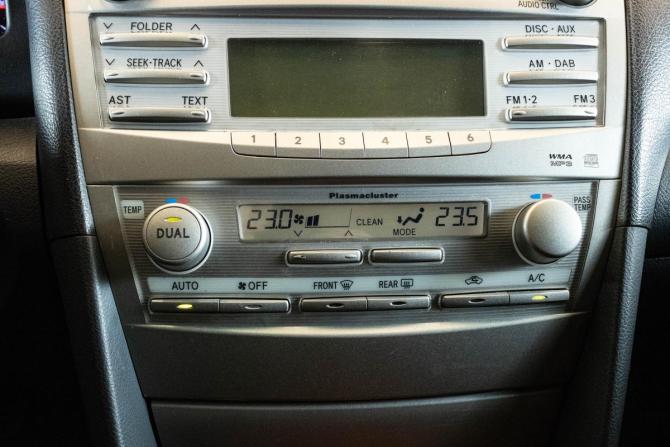 Toyota Camry VI (XV40) Рестайлинг с пробегом 2011 года, цена 1 239 000 рублей, 270638 км, седан, Автокод Объявления