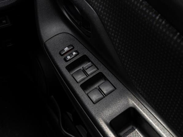 Toyota Vitz III (XP130) Рестайлинг 2 с пробегом 2019 года, цена 1 050 000 рублей, 44424 км, хэтчбек, Автокод Объявления