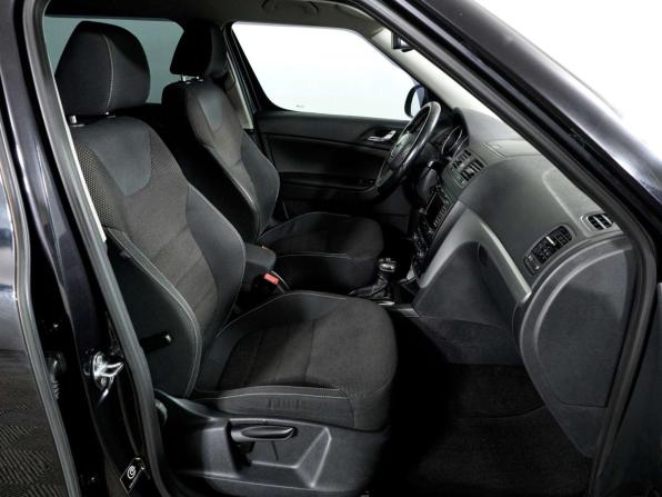 Skoda Yeti I с пробегом 2012 года, цена 828 000 рублей, 205037 км, внедорожник, Автокод Объявления