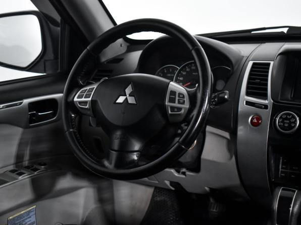 Mitsubishi Pajero Sport II Рестайлинг с пробегом 2014 года, цена 1 665 000 рублей, 179140 км, внедорожник, Автокод Объявления